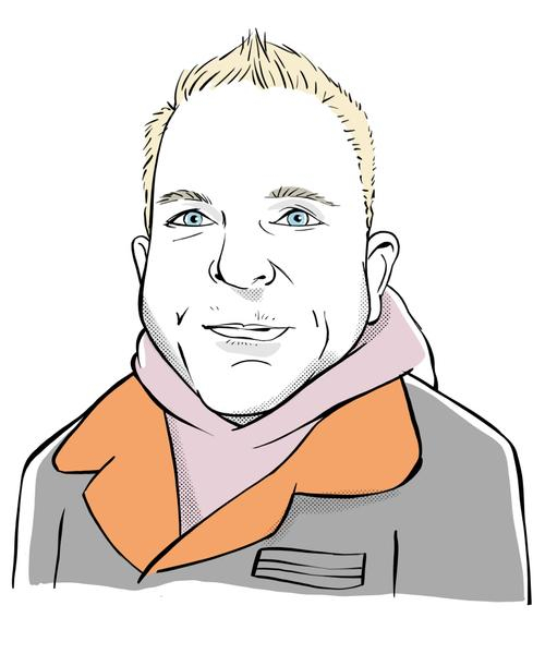Illustration eines mittelalten weißen Mannes mit kurzen blonden Haaren, blauen Augen und Hoodie